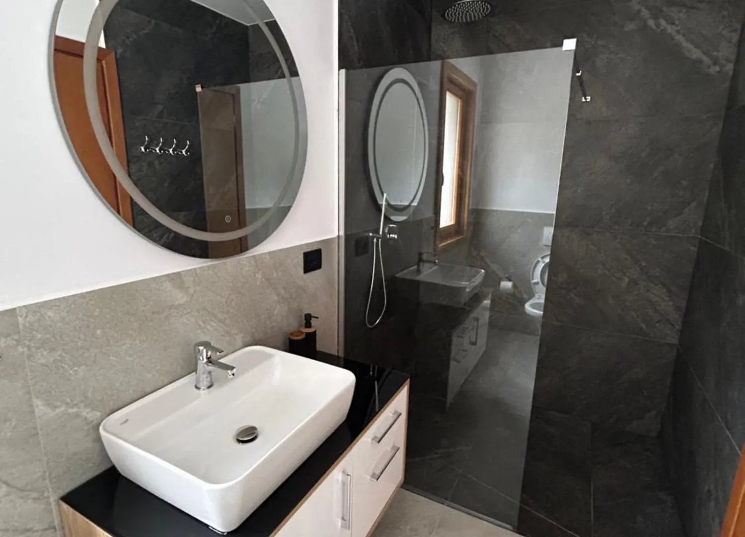 Bujtina Terthorja Hotel Theth