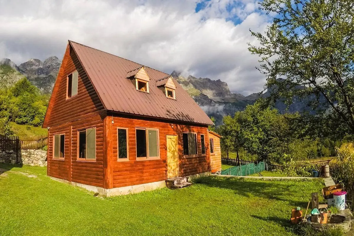 Guest house Bujtina Terthorja Hotel Theth