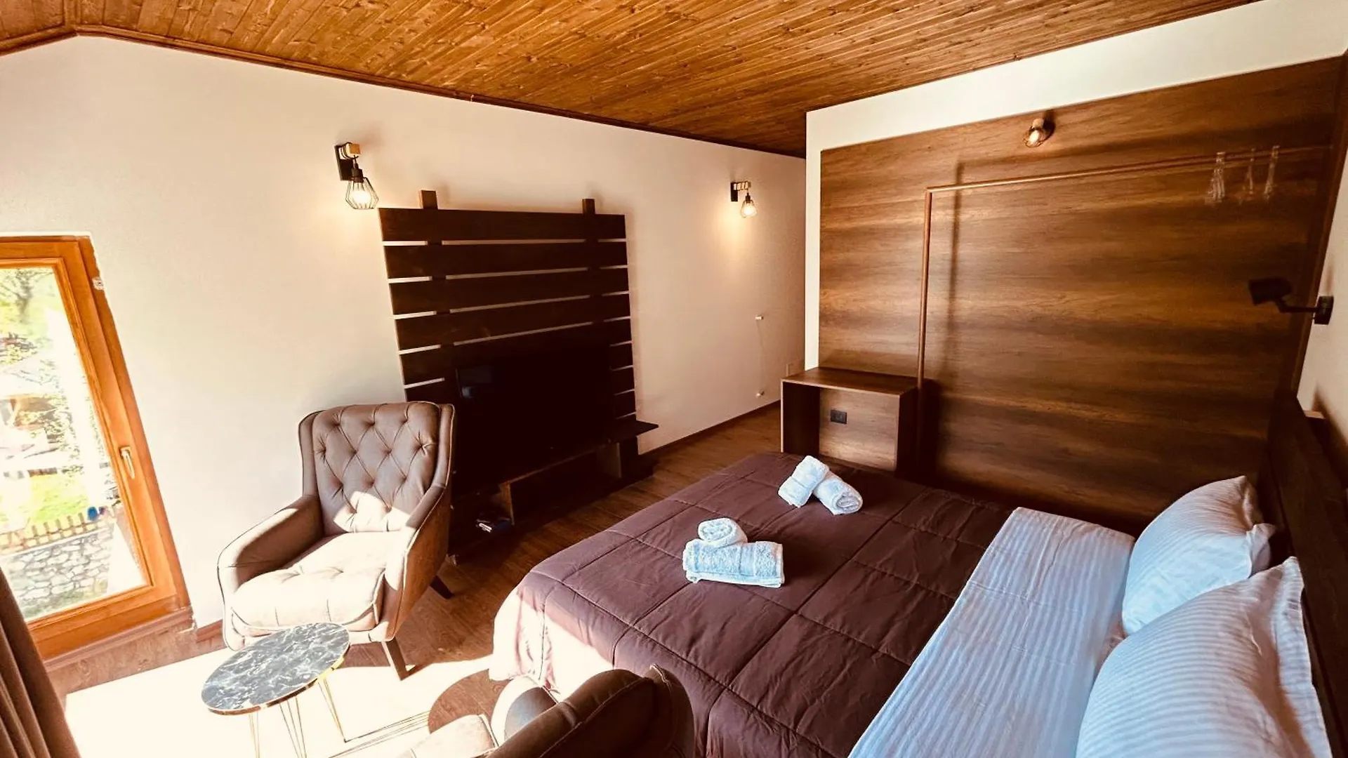 Affittacamere Hotel Bujtina Terthorja Theth Albania